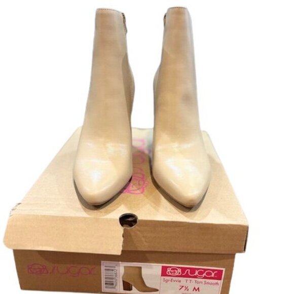 Sugar Evvie Zipper Pointed Toe & Chunky Heel Ankle Boots in Tan – NIB – Size 7.5 - Picture 2 of 6